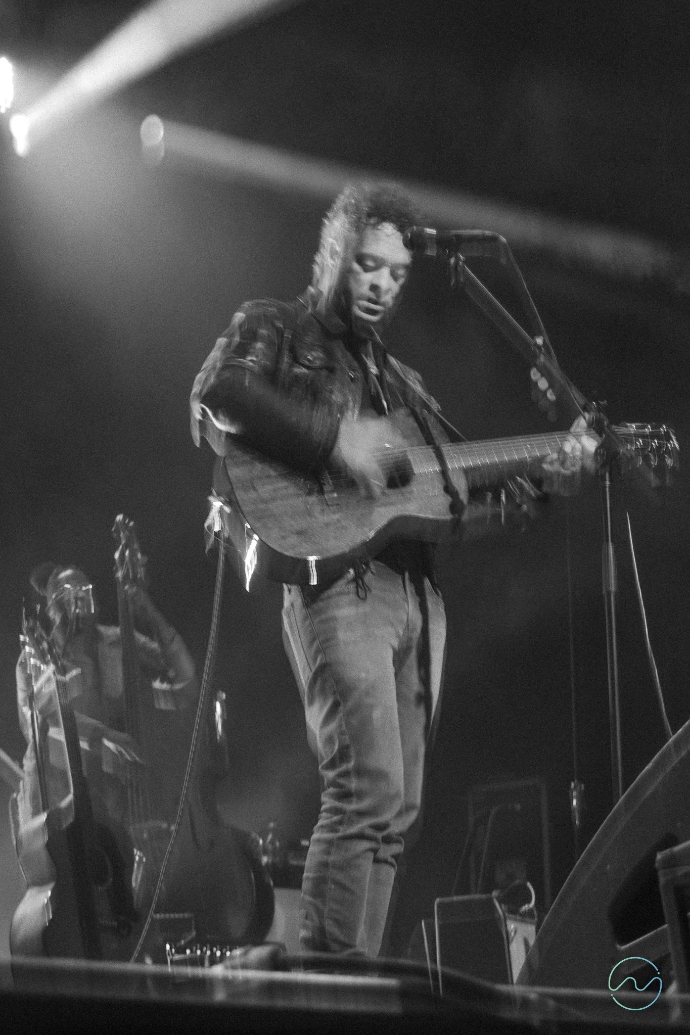 Amos Lee &amp; Julia Pratt at Brooklyn Paramount