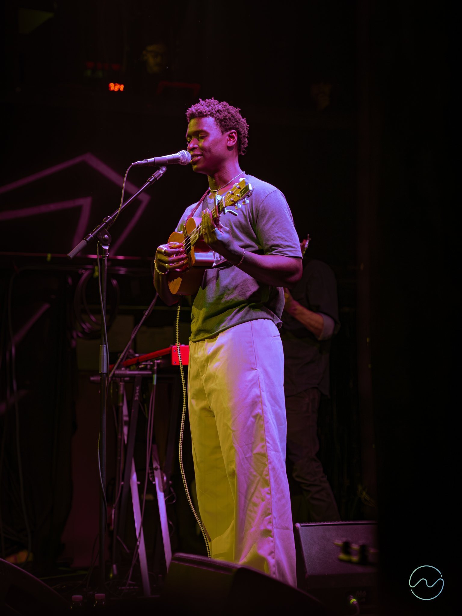 Mon Rovîa with Tish Melton at The Bowery Ballroom