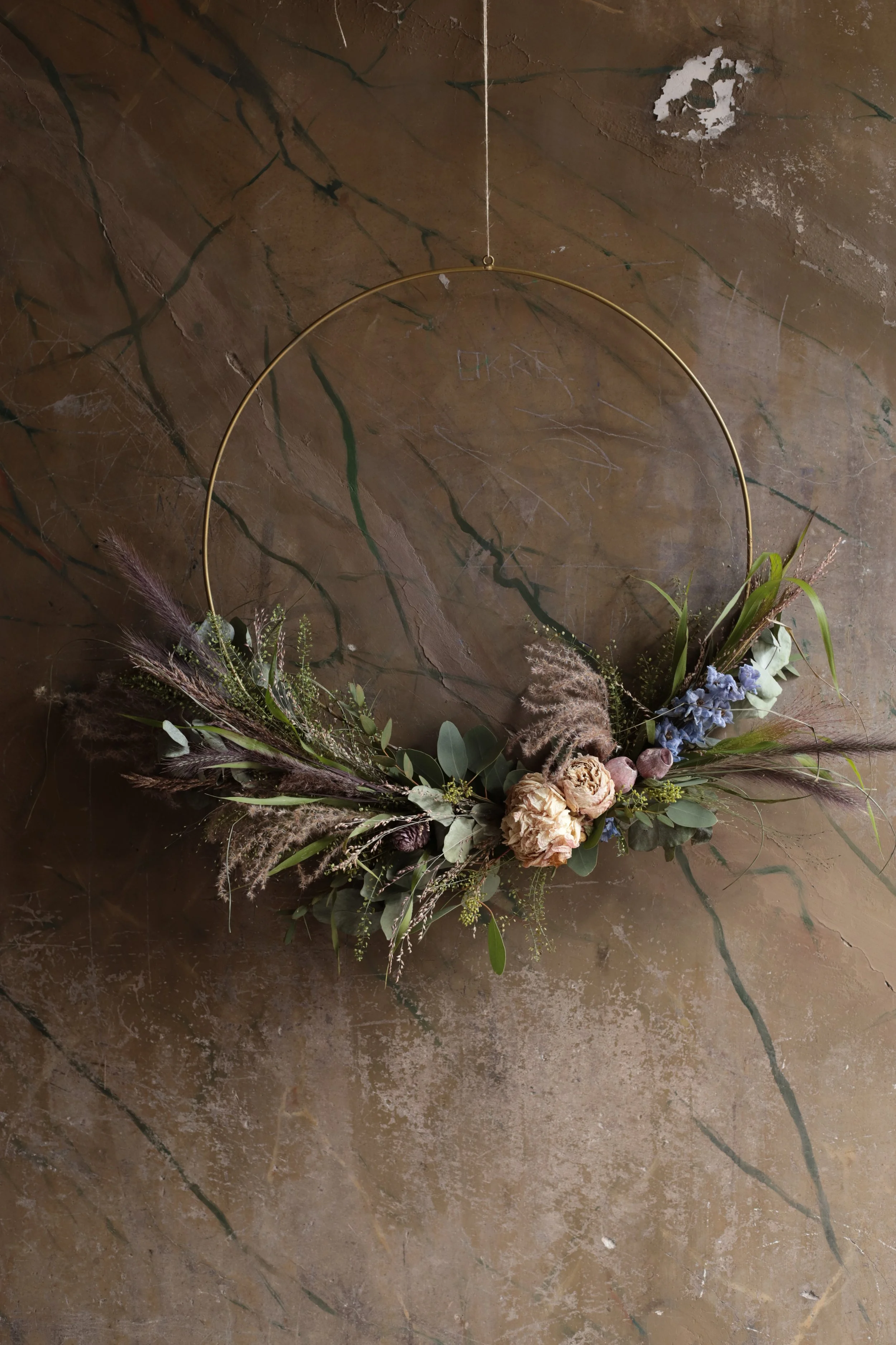 Metallipohjainen kranssi 50cm