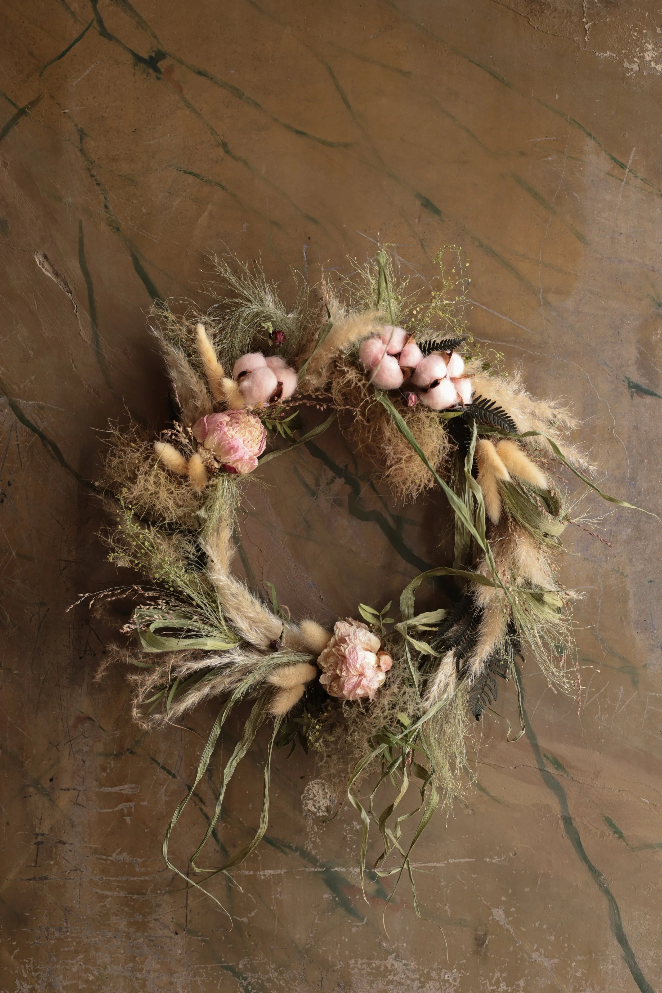 Metallipohjainen kranssi 30cm