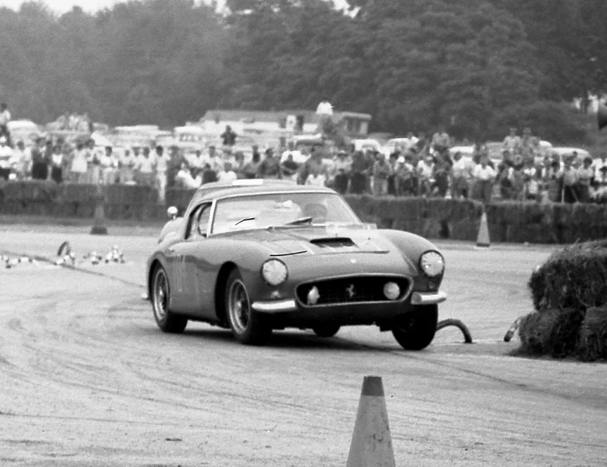 The first chicane and Grossman leads.. No dents yet.