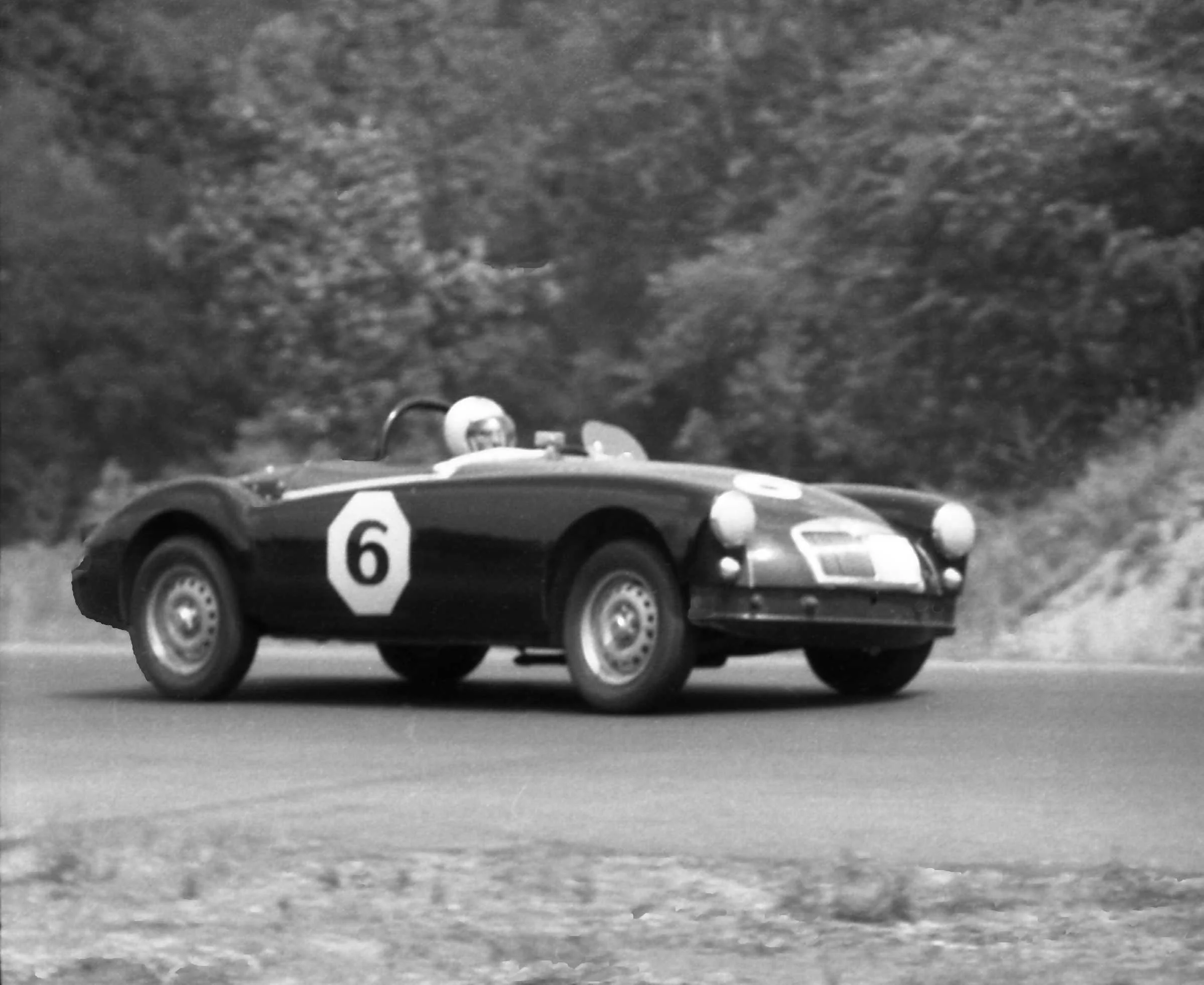 Hank Van Dusen’s MGA Twin Cam was prepared by Decker
