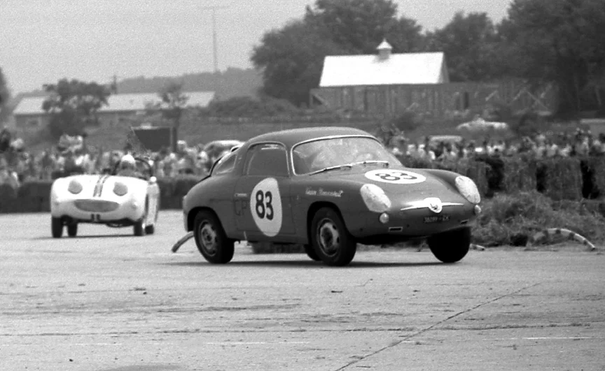Charley Callanan’s Fiat Abarth leads a bug eye. Callanan was a primary mover in the Team Roosevelt stable of Abarths. He would finish 3rd in GP.