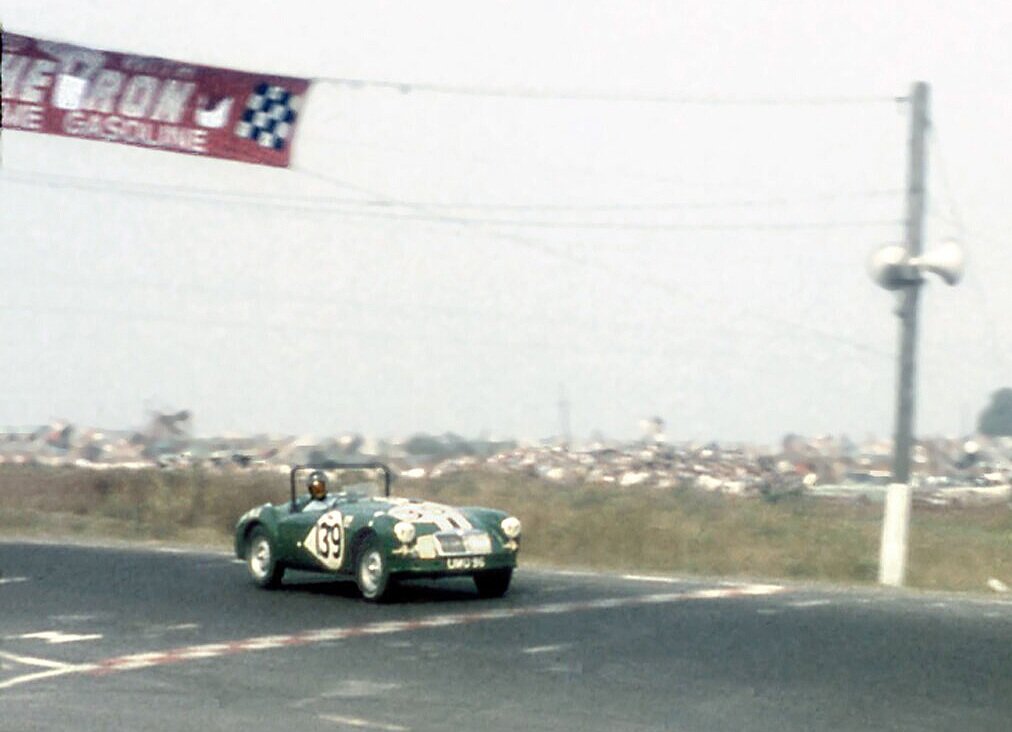 Art Smith takes the #139 twin cam across the line in 11th behind BARC members Bob Poupard and Sherm Decker’s twin cams.