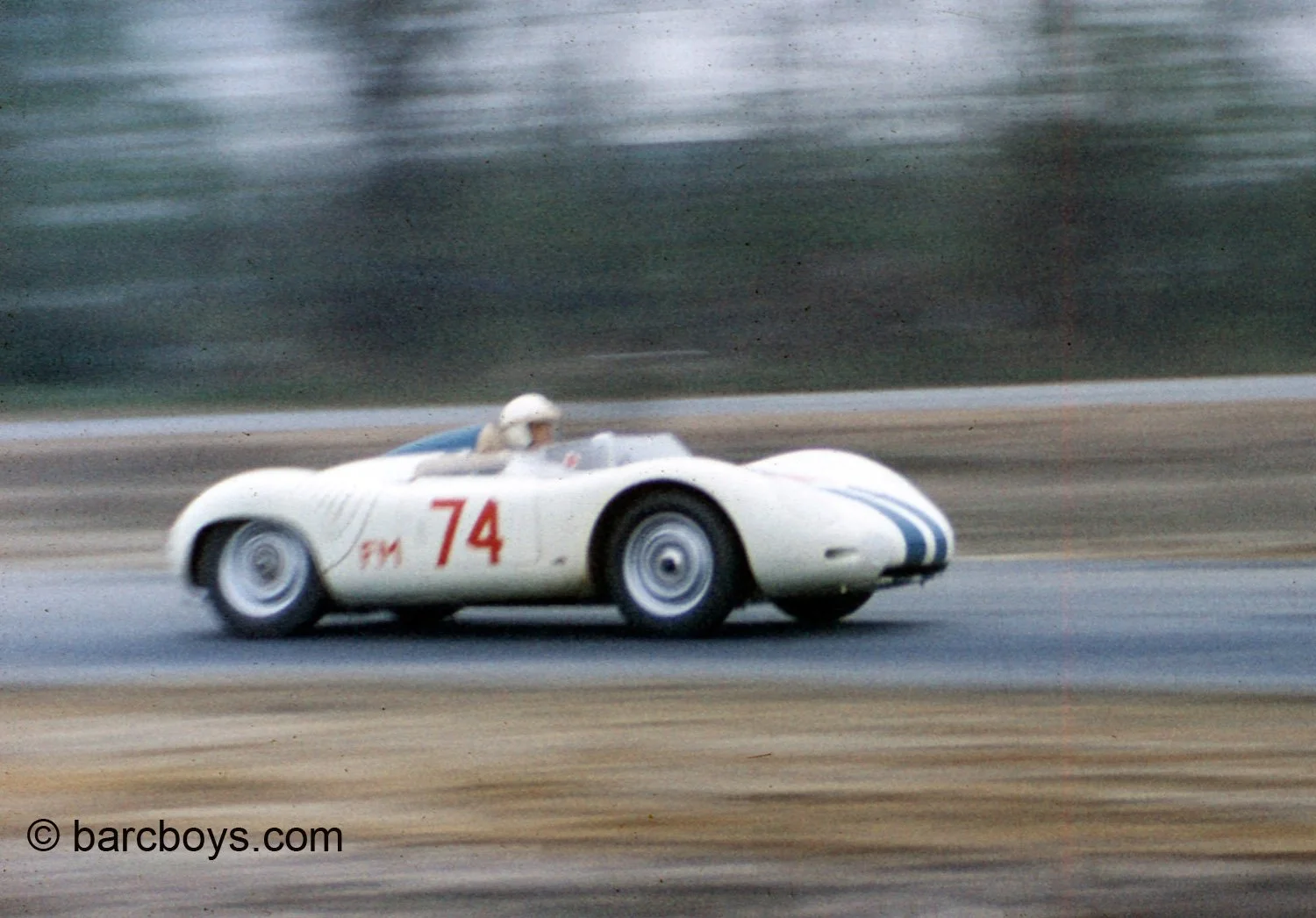  Don Sessler in his RSK came to Marlboro in the same car her and Bob Holbert took 4th overall at Sebring a month earlier.  The RSK proved too much for the more powerful Cunningham Lister-Jag and even Walt Hansgen couldn’t beat him 
