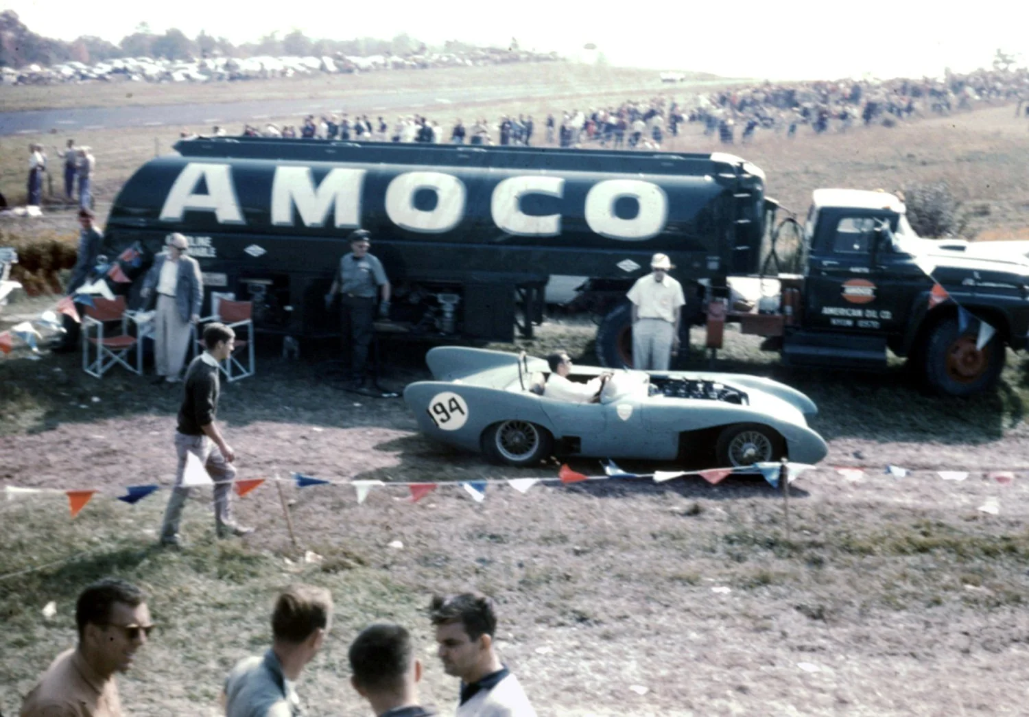  Bob Kahmer campaigned his Lotus Bristol up and down the east coast in 1959.  He raced the Glen GP in September and returned there for the Formula Libre race in October. 