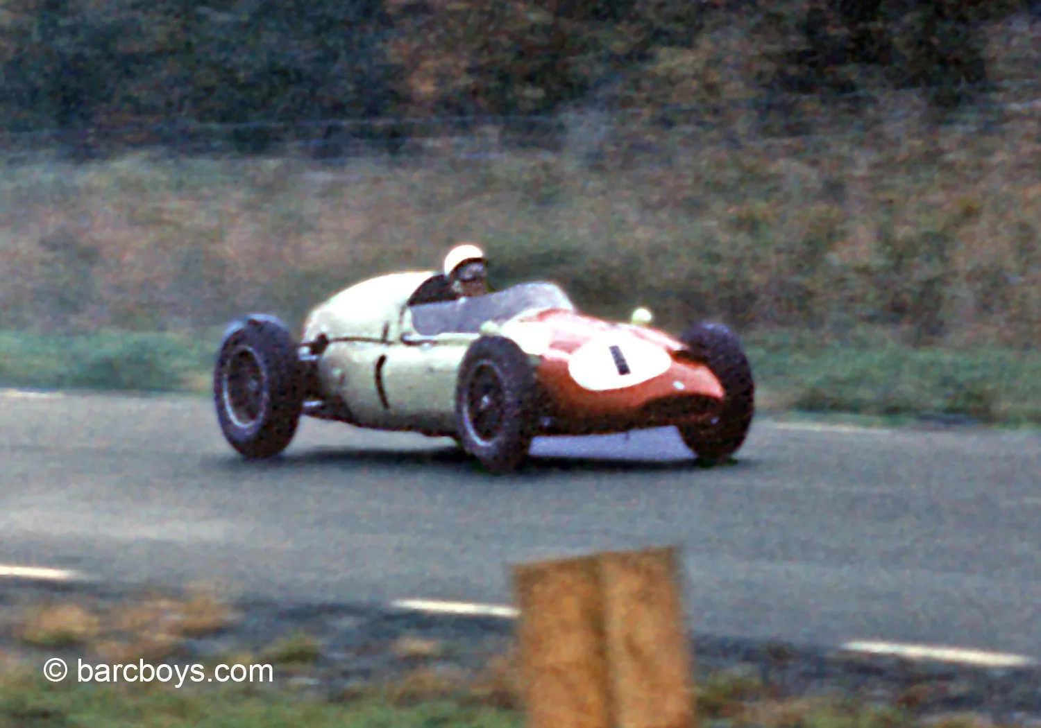  Moss had a boring race as he was completely dominant.  He lapped the 2nd place car 7 times.  Regardless, the Glen had drawn the worlds #1 driver to its race and he performed. 