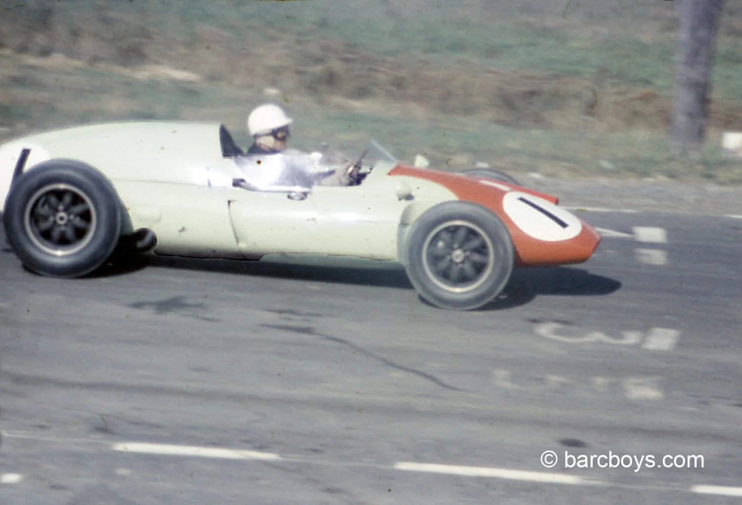  The car Moss drove was owned by the British Racing Partnership of Ken Gregory and Alfred Moss.  Yes, Alfred Moss was Stirling’s father.  BRP did well with their barf green and red cars which continued on as UDT Laystall in F1. 