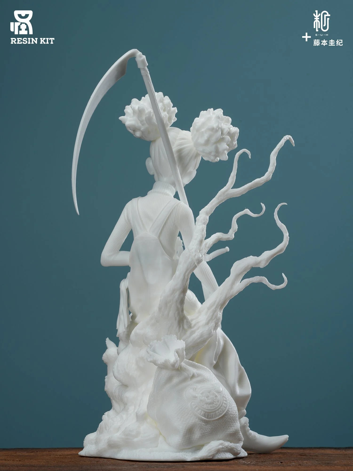 Cleaner statue Limited Edition Pop Art Resin Figure by Yoshiki