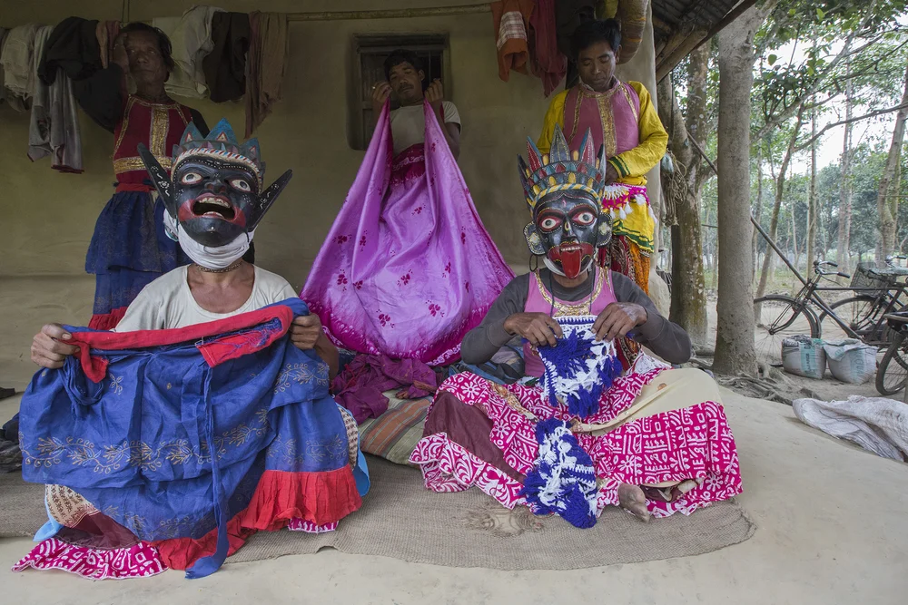 Gomira - The tradition of masked dance — Lopamudra Talukdar