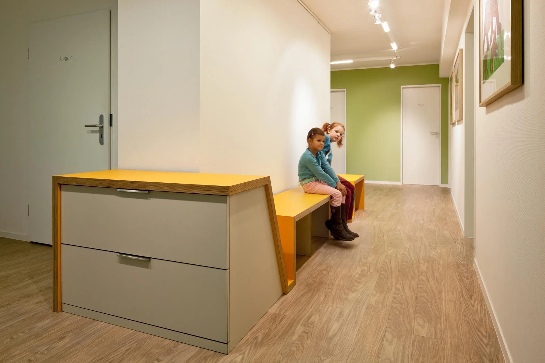 8071-8223-P1.jpg