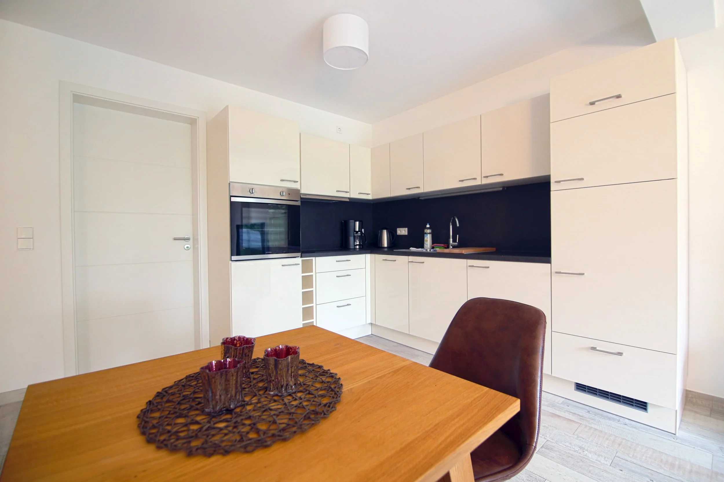 Holzhausen_Küche_1 .jpg