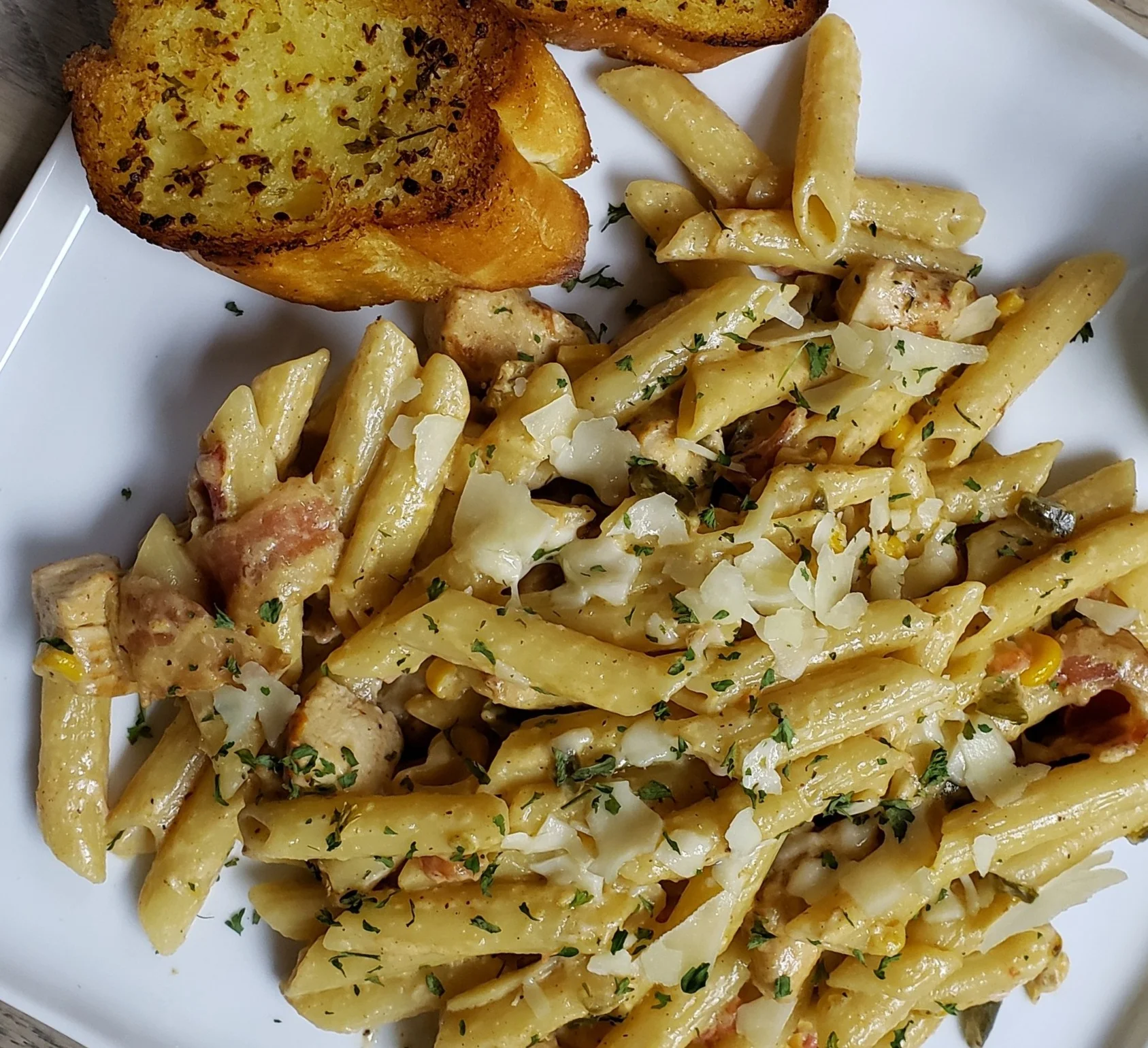 Louisiana+Chicken+Pasta+%281%29.jpg