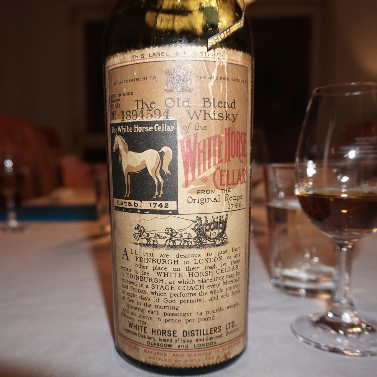 Vintage White Horse Cellar Scotch Whiskey Crate Auction