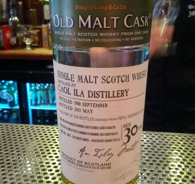 Caol_Ila_30yo_OMC.jpg
