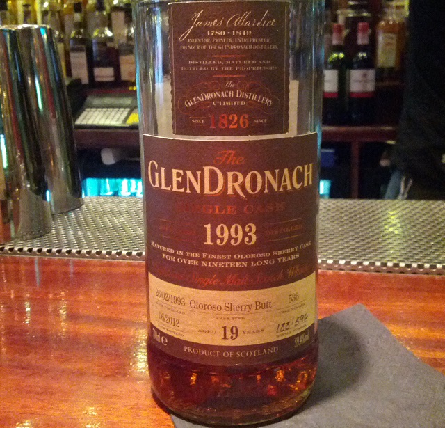 GlenDronach_1993_19yo.jpg