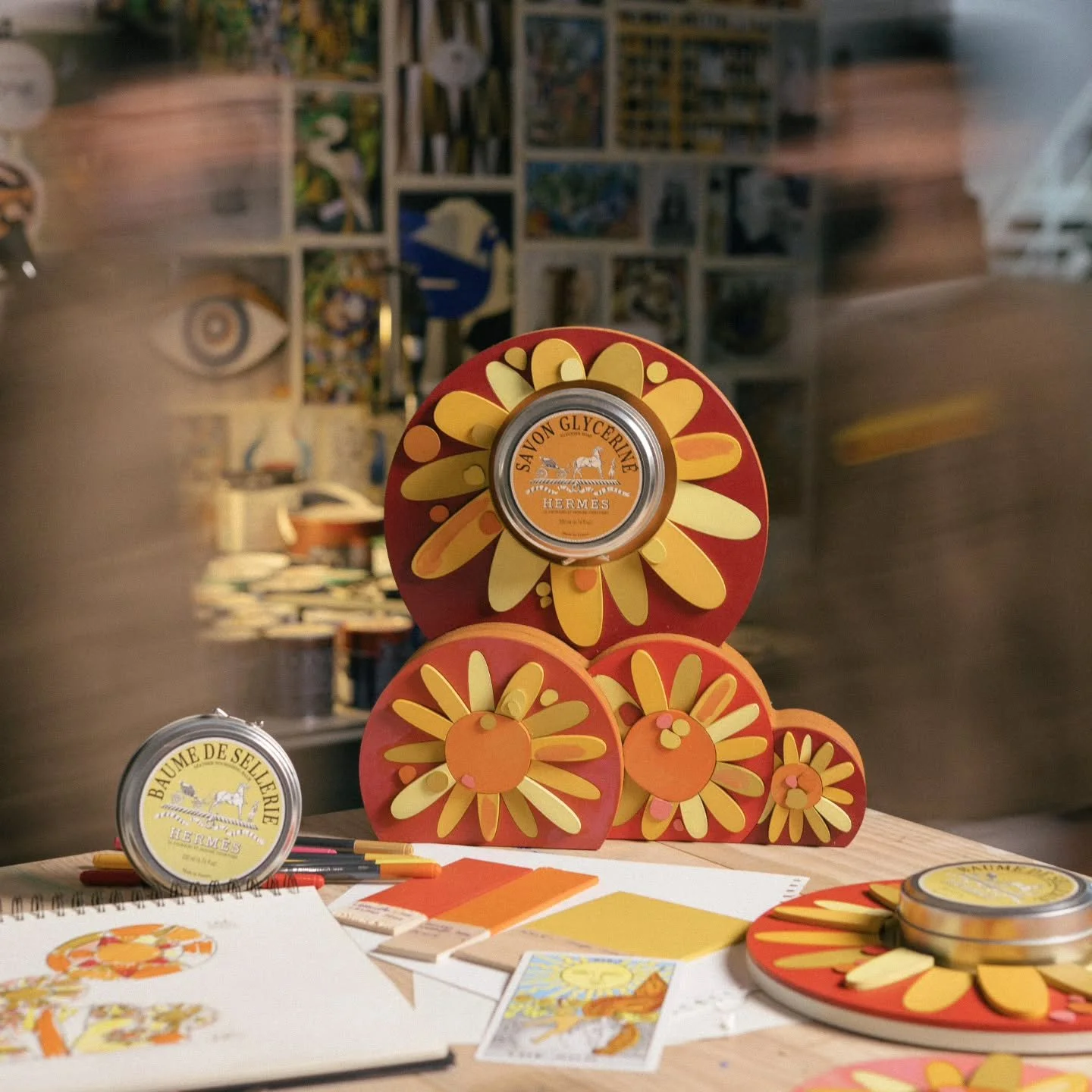 ☀️☀️☀️
#oficinamarques #hermeswindows #tarot #originaloficinamarques 
⭐️🔥
.
#art &amp; #objects #gezomarques #joseapariciogoncalves #tusadeviver #feitoemlisboa
📸@claudiogoncalves.work