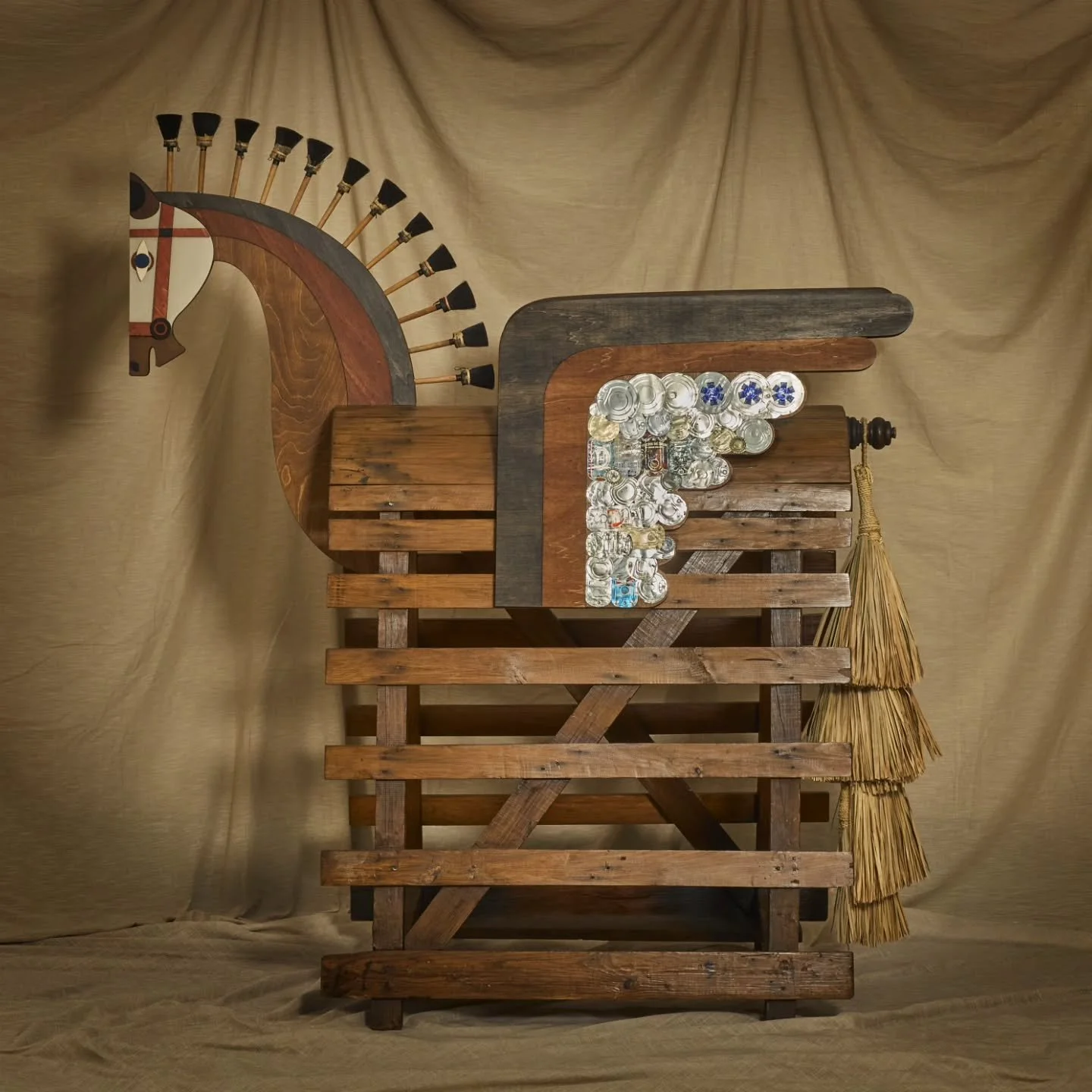 Galope 🐎Ar 🌬️ Inspirar e criar
⭐️🔥
Fotografia: @rawstudio_lisbon @marioambrozio
#oficinamarques
⭐️🔥
#gezomarques #joseapariciogoncalves #tusadeviver #originaloficinamarques