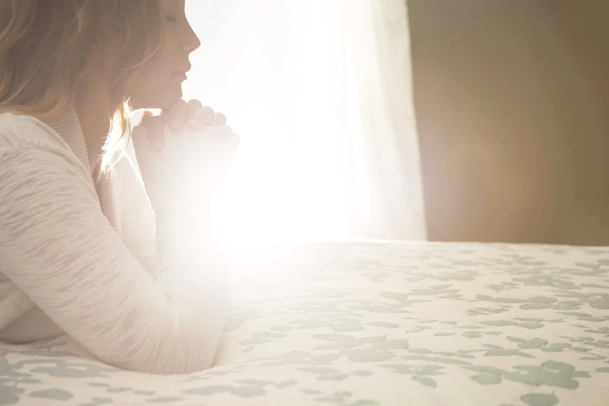 9 Tips For Creating A Habit of Prayer