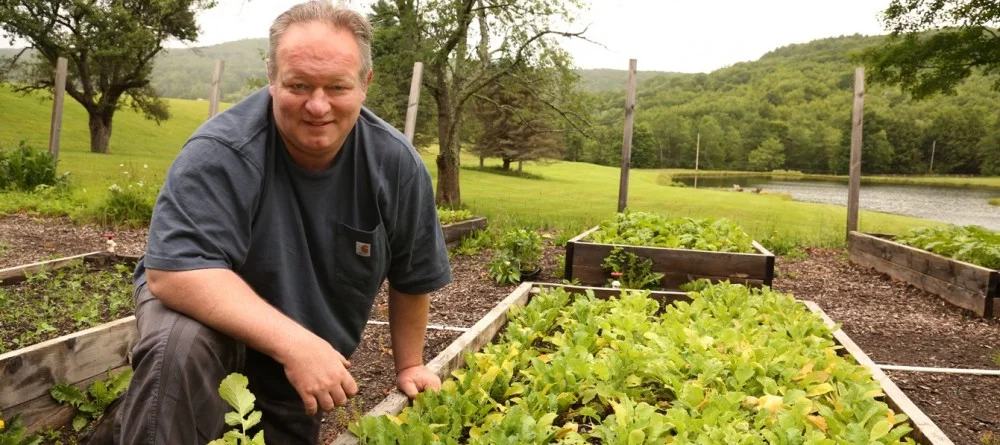 Garden-Galen-smiling-1000x445.jpg