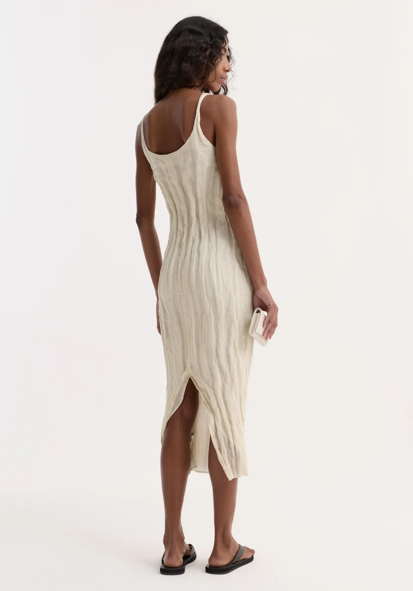 619-33-177_101_028_670x957_crop_center@2x.webp