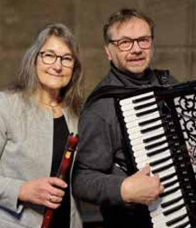  „Oyfn Veg shteyt a boym“. Abendandacht mit jiddischer Musik und Impulsen