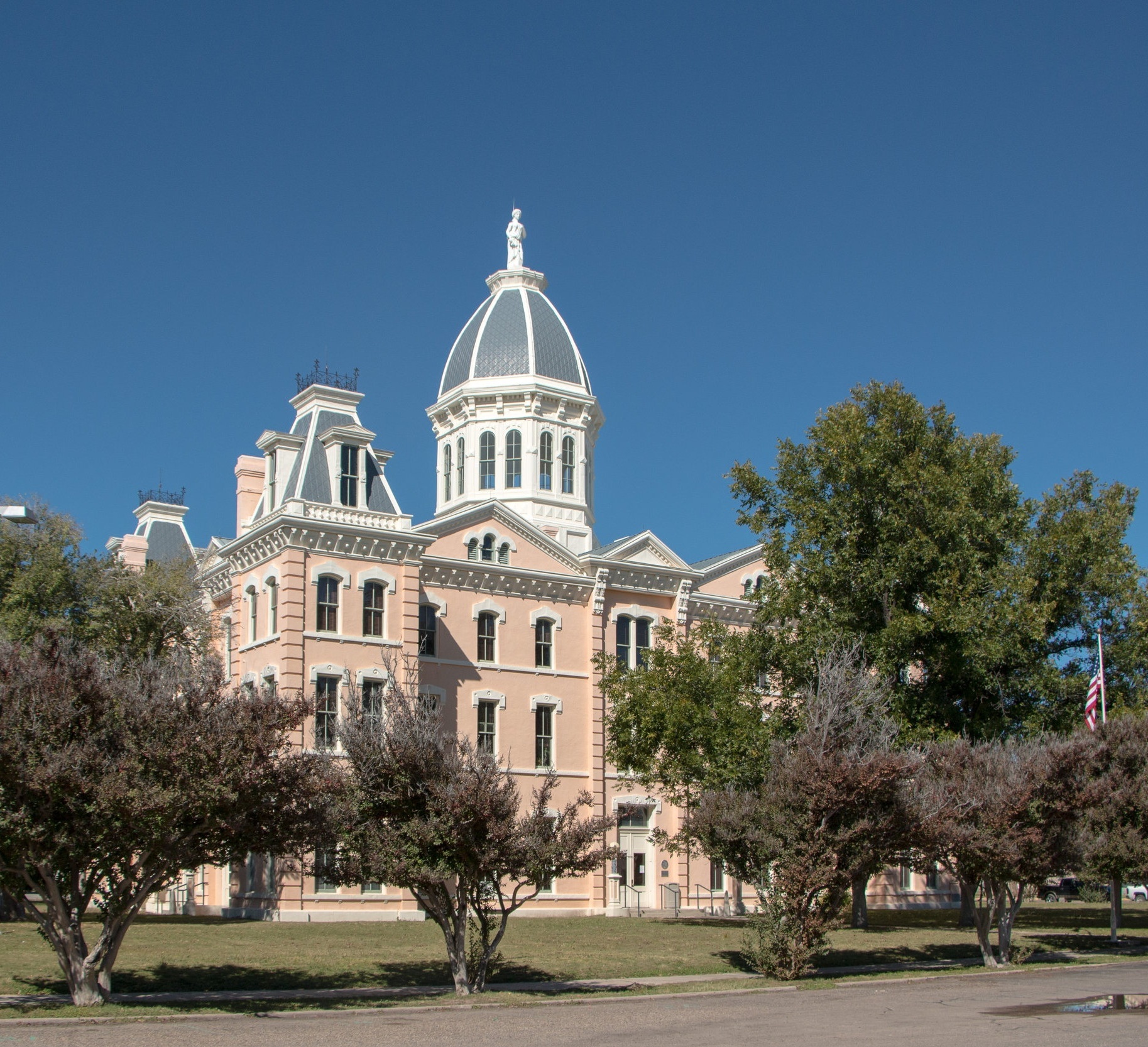 Delaware Basin Courthouse.jpg