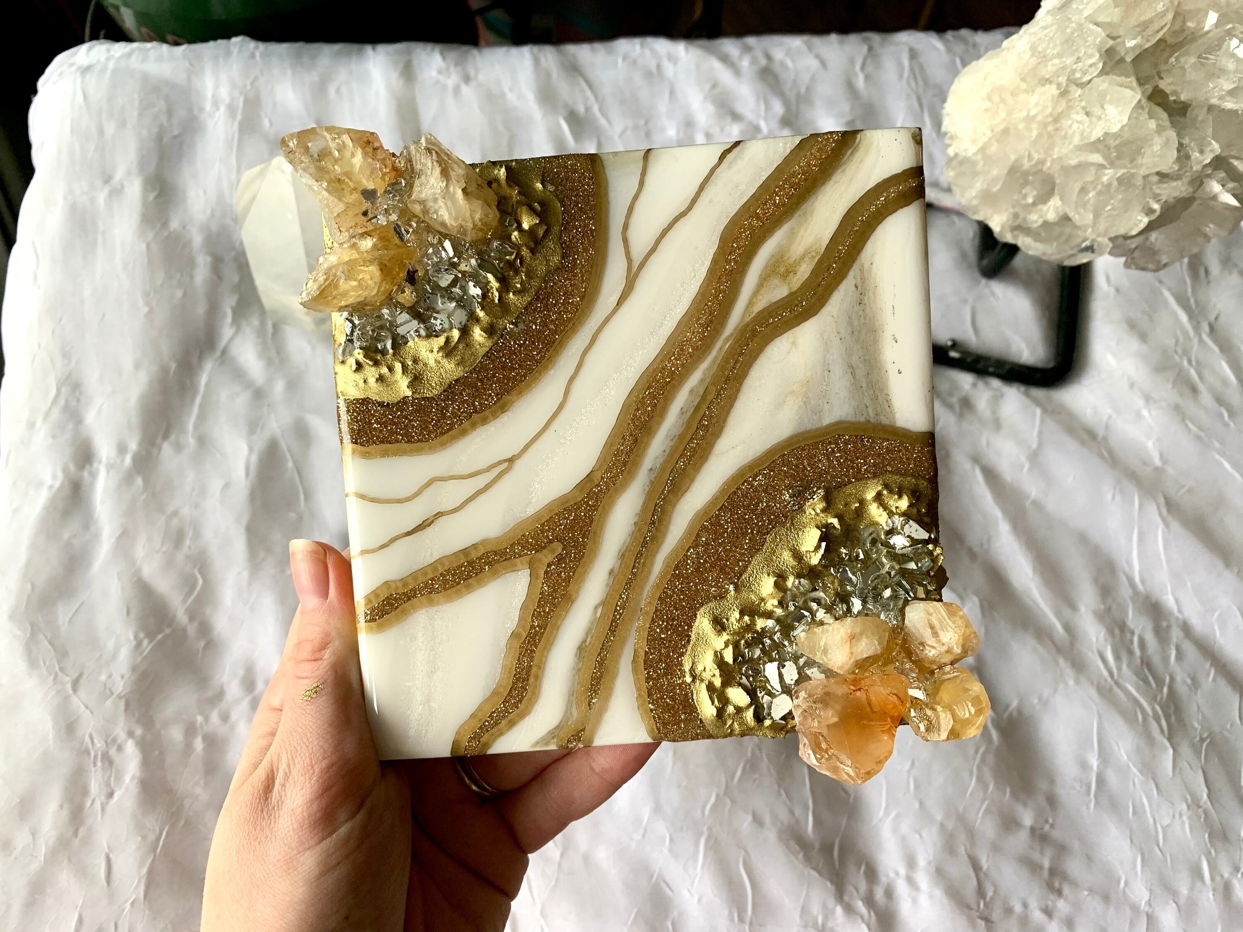https://i.etsystatic.com/24210169/r/il/7b7242/4014135183/il_fullxfull.4014135183_dhuv.jpg