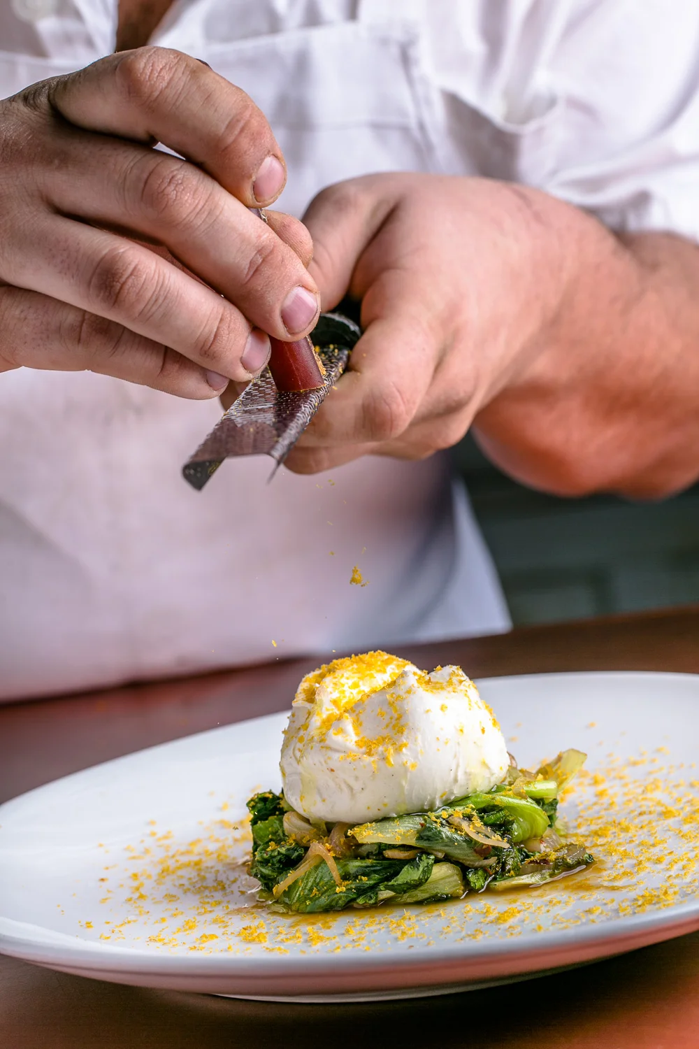 8Arm-Burrata-Preparation-Erik-Meadows