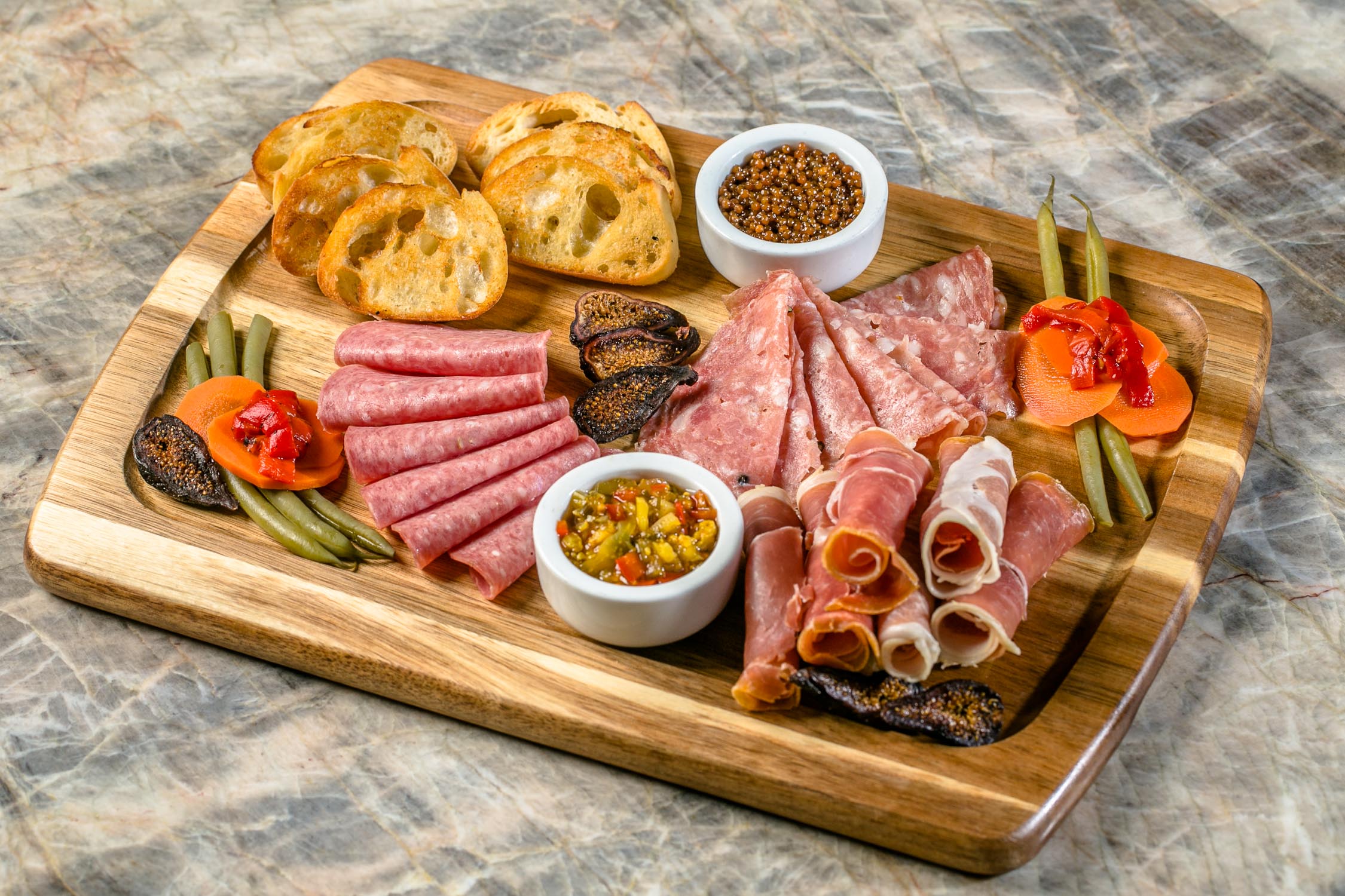 Omni-Hotel-at-The-Battery-Atlanta-Suntrust-Park-Meat-and-Cheese-board-Erik-Meadows