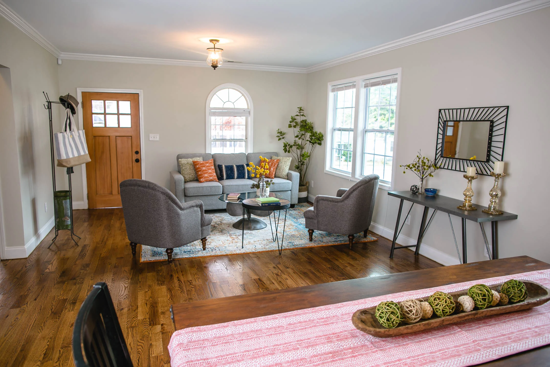 Atlanta-Living-Room-Erik-Meadows