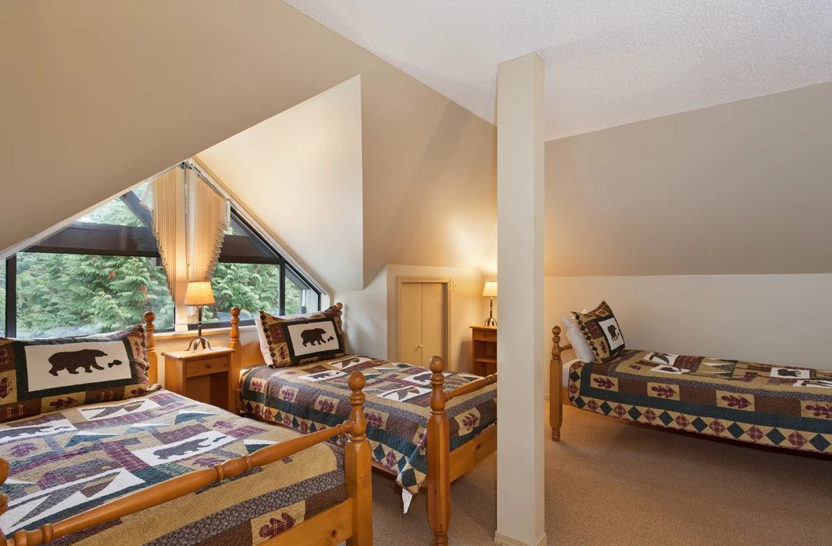 G17-Bedroom4.jpg