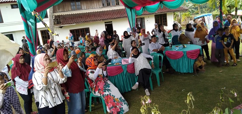 StudentsFarewellParty-15.jpg