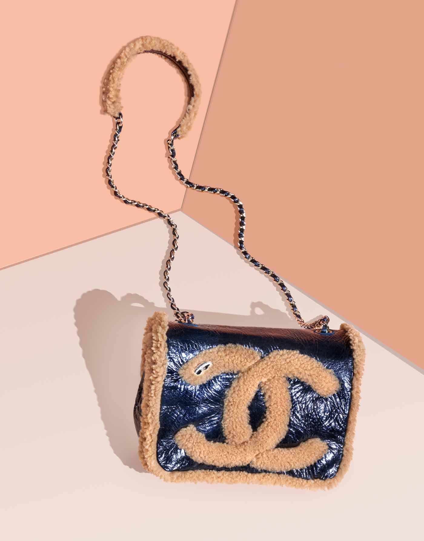 19-05-1454-02A-STN_BGM-CHANEL-BAG.jpg