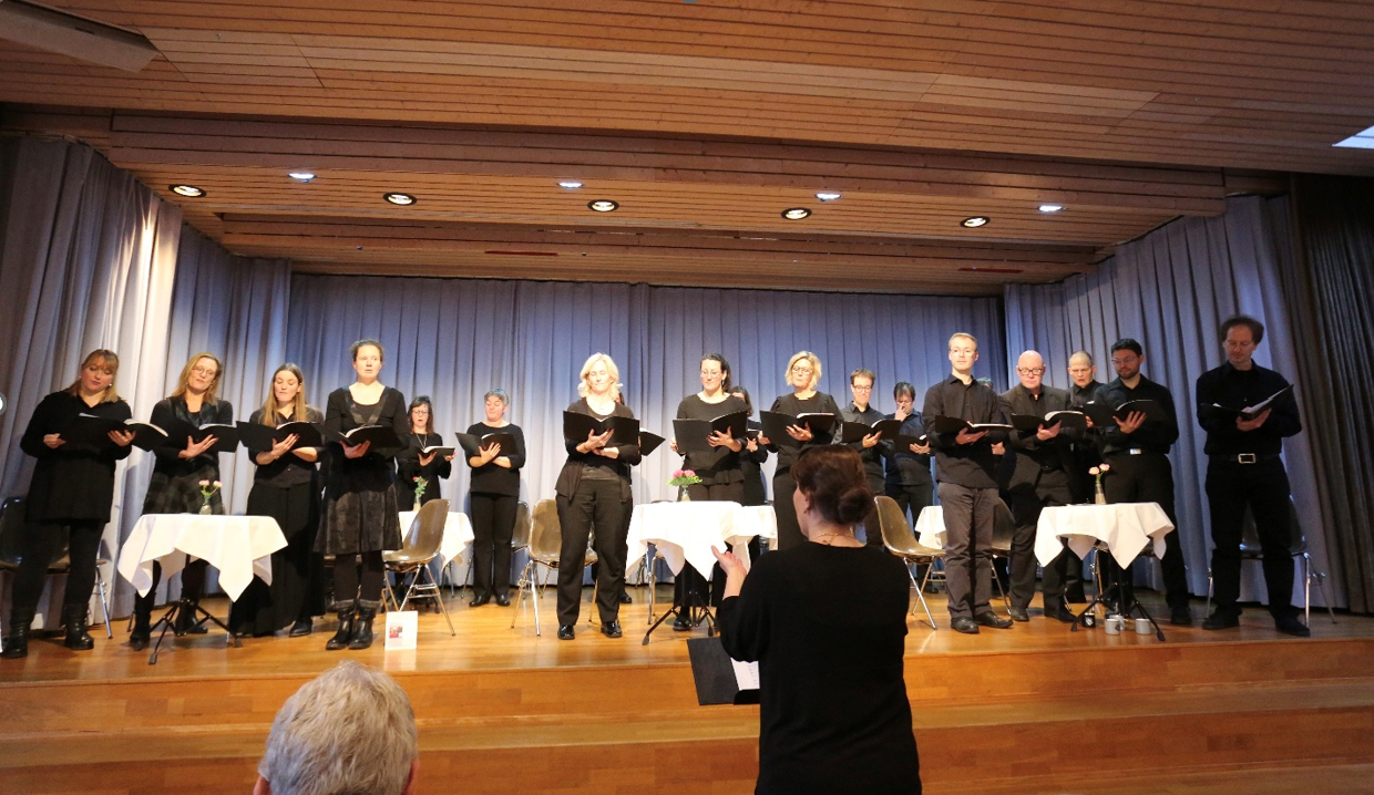 Musikapéro mit Vokalensemble Vivace