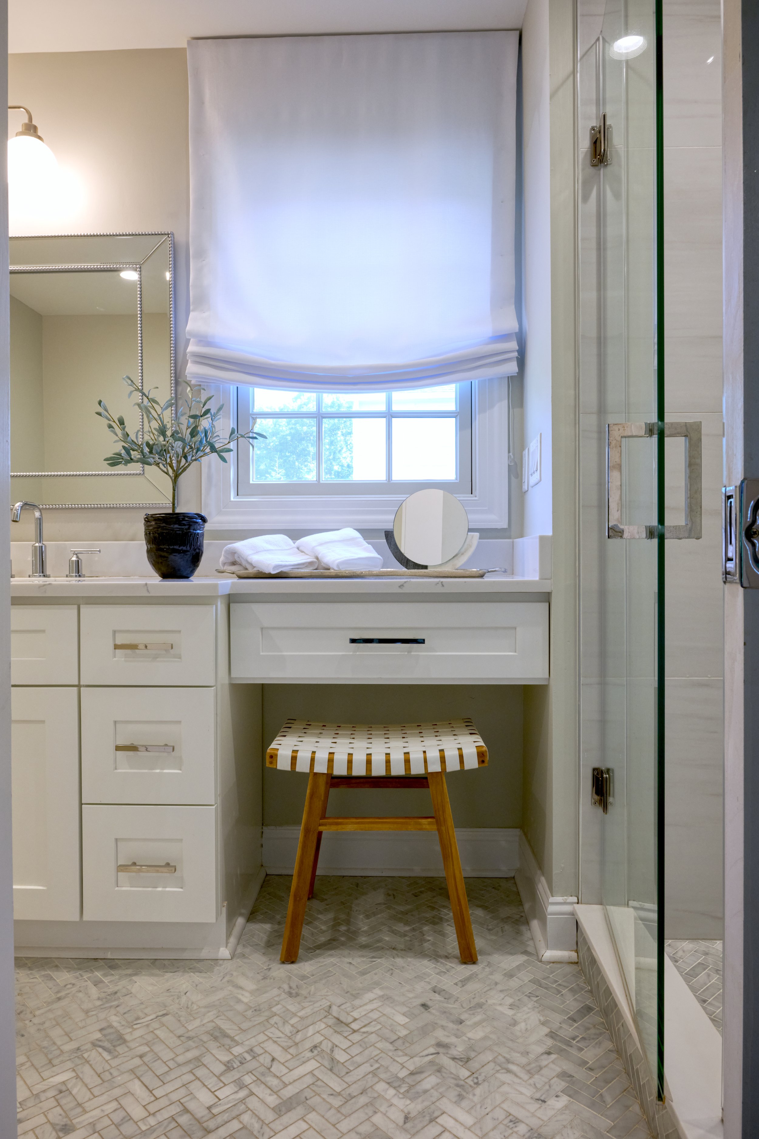 Bathroom1a.jpg