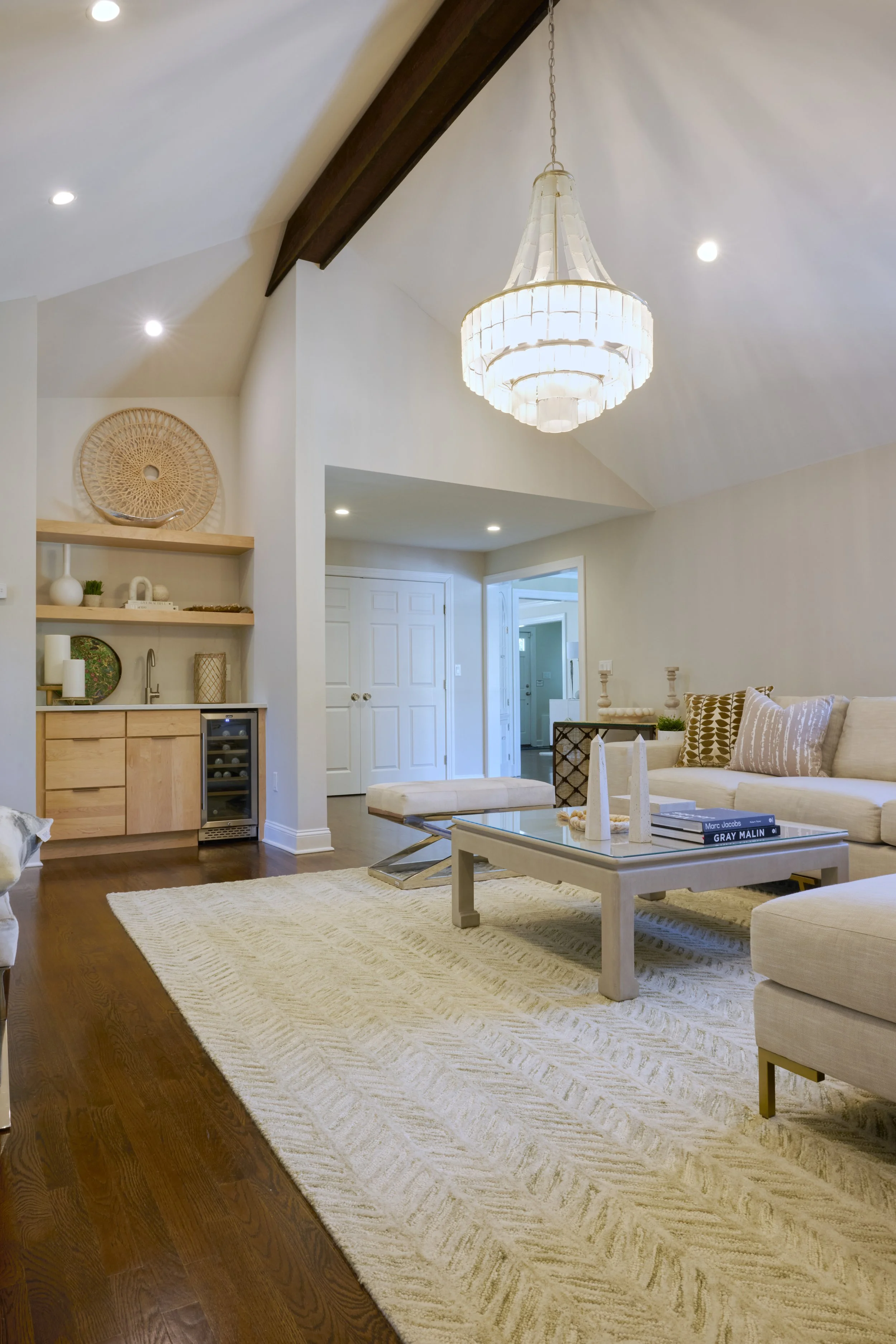 LivingRoom1.jpg
