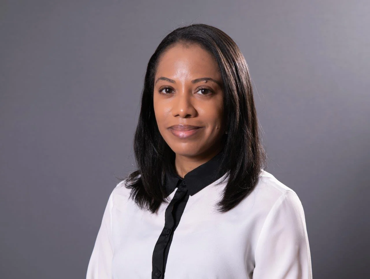 THE PREMIER HEADSHOT (13).jpg