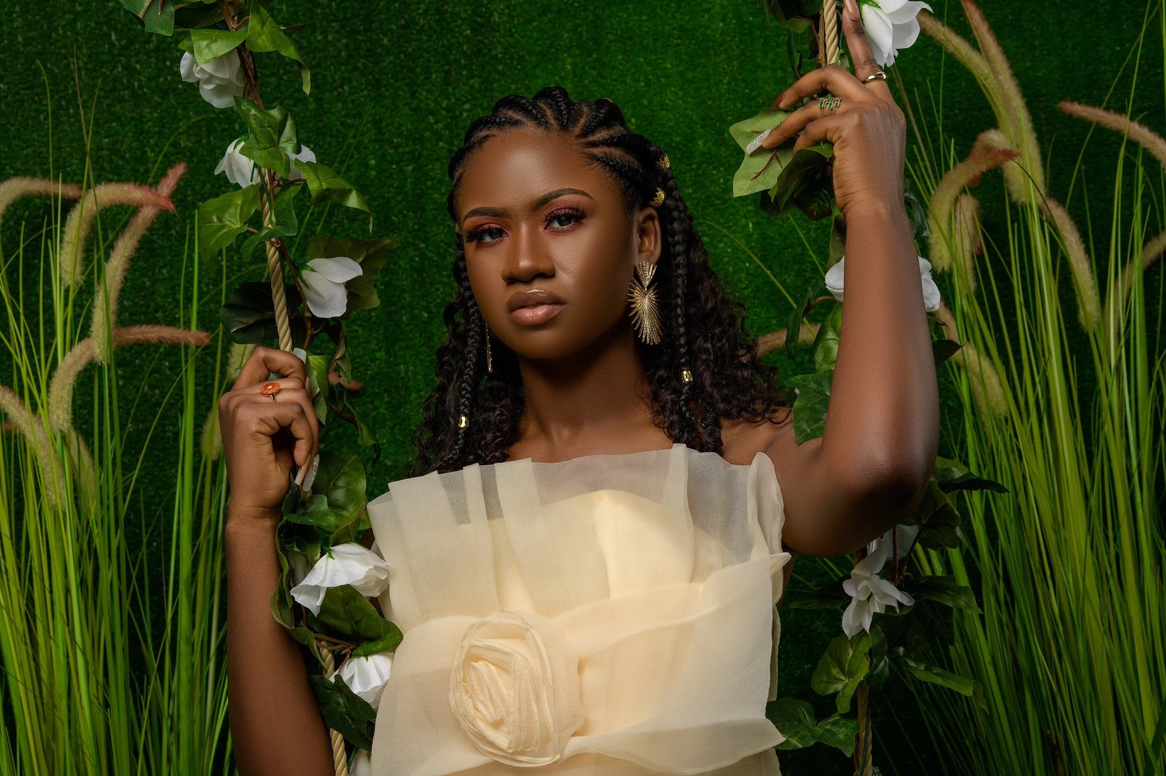 Ariel Wade: "Embrace" (Feature/Interview)