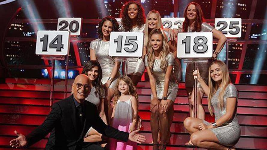 Howie and the female models on Deal or No Deal). 