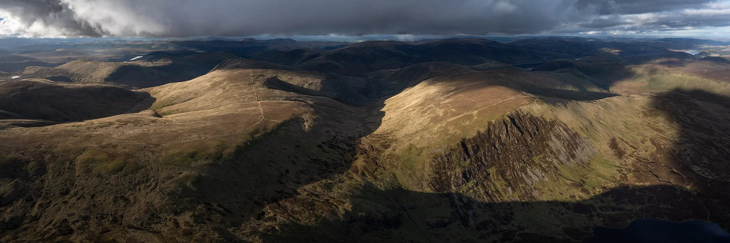Firthybrig Head and Lochcraig Head looking north.