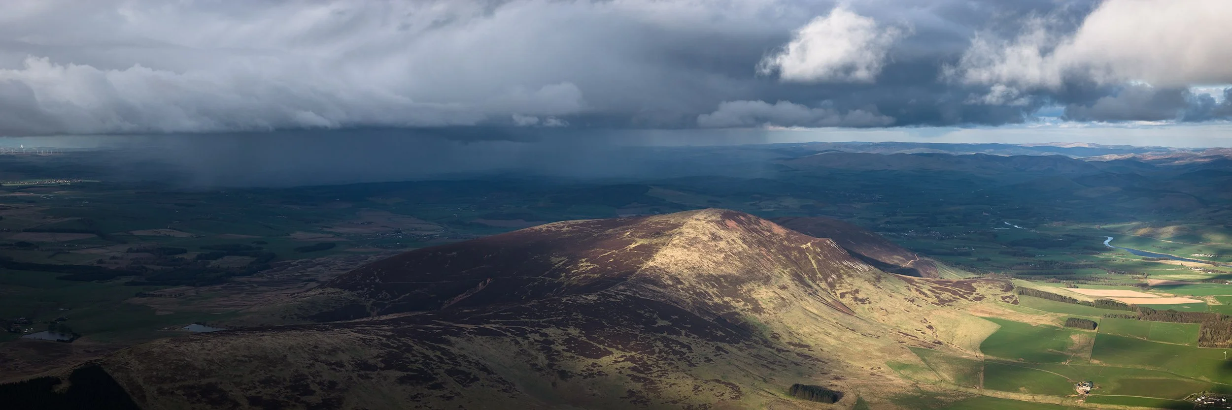  Heavy rain beyond Tinto Hill 