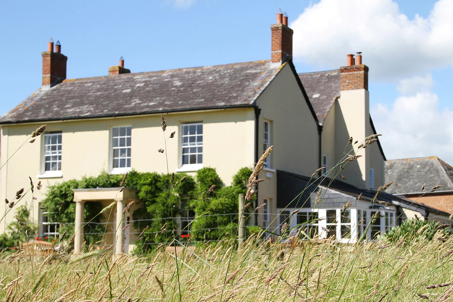 LGHouse3.jpg