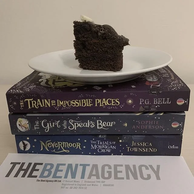 I am so thrilled to announce that I am now represented by the wonderful Zo&euml; Plant at @thebentagency ! I am so excited to work on all things Black and Gothic with her 💞