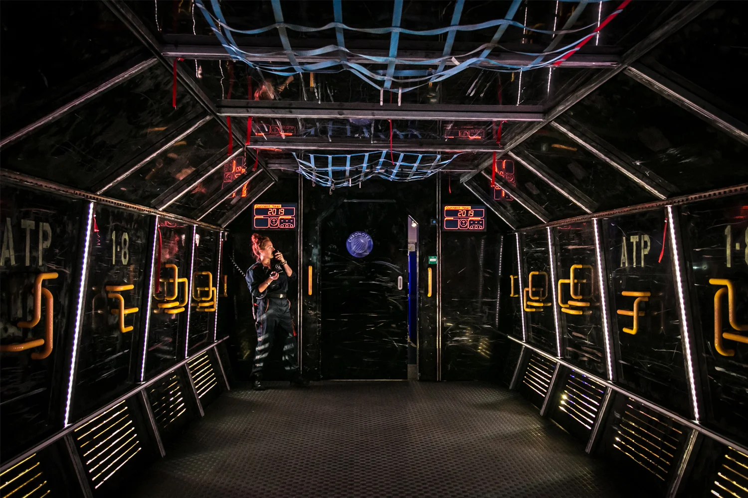 Dinosaurs in the Wild. Visitors are led to believe they are within a real, fully-functioning scientific facility. The physical experience was a paramount focus of the design process. To this effect, FRD incorporated a variety of interventions such as a ‘time machine’, virtual reality ride, interactive laboratories and a lookout with ‘windows’ featuring full-scale computer-generated dinosaurs.
