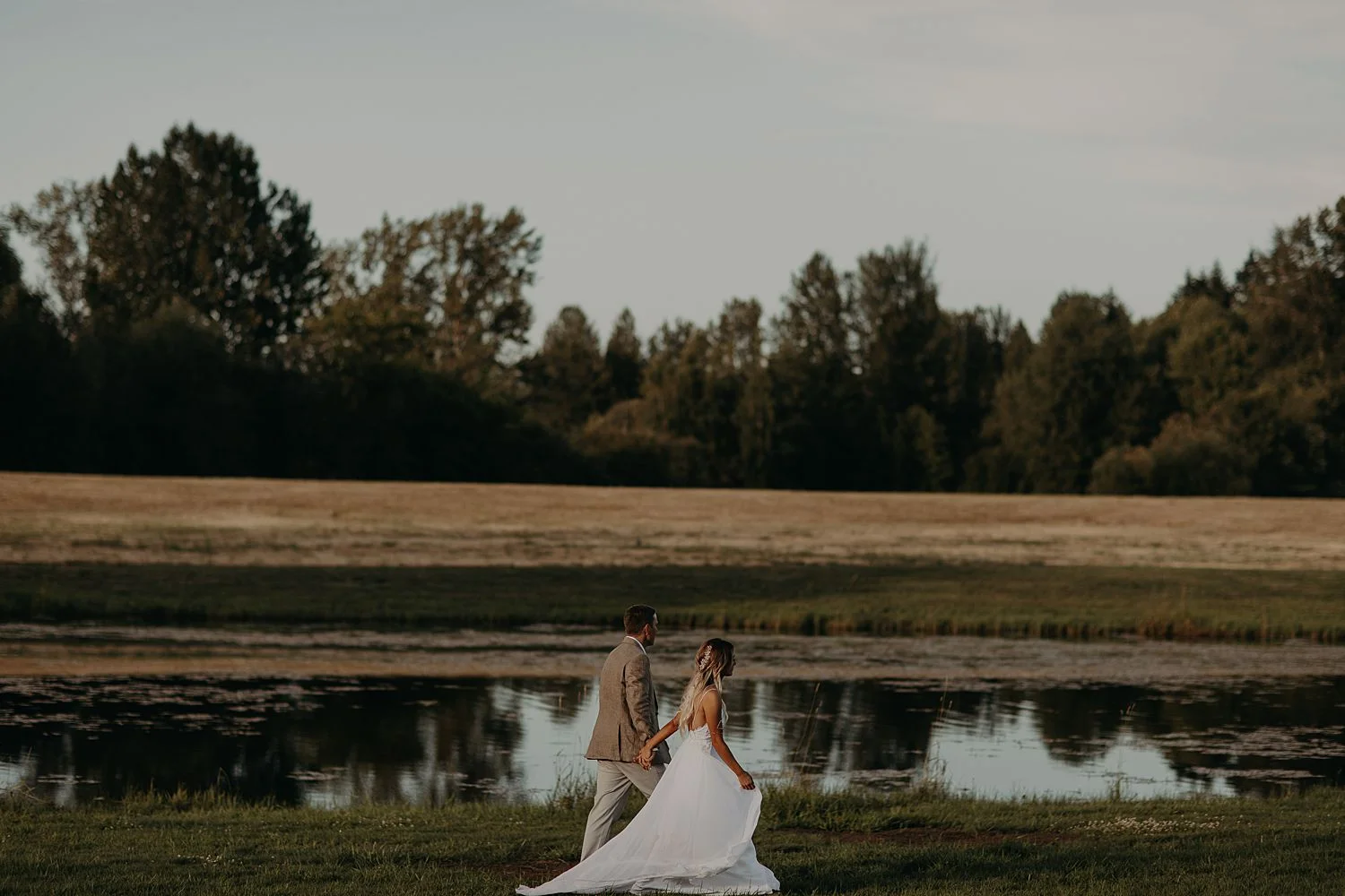 Boho inspired summertime wedding // Hockinson WA // Mollie + Bobby
