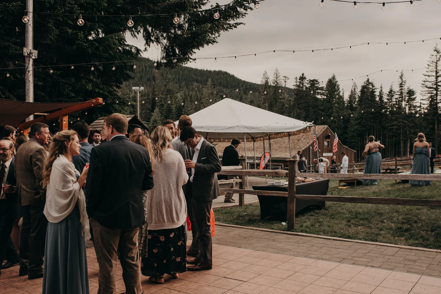Olivia_Kyle_Mt_Hood_Wedding_0308.jpg