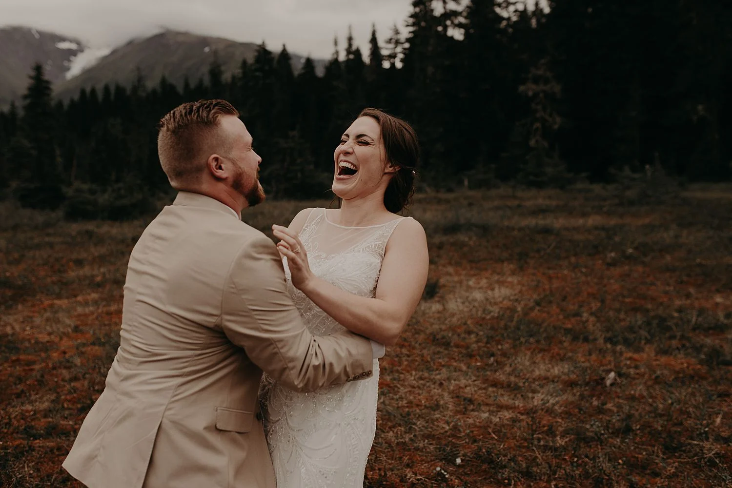 Brenna-Ben-Oregon-Elopment_0643.jpg
