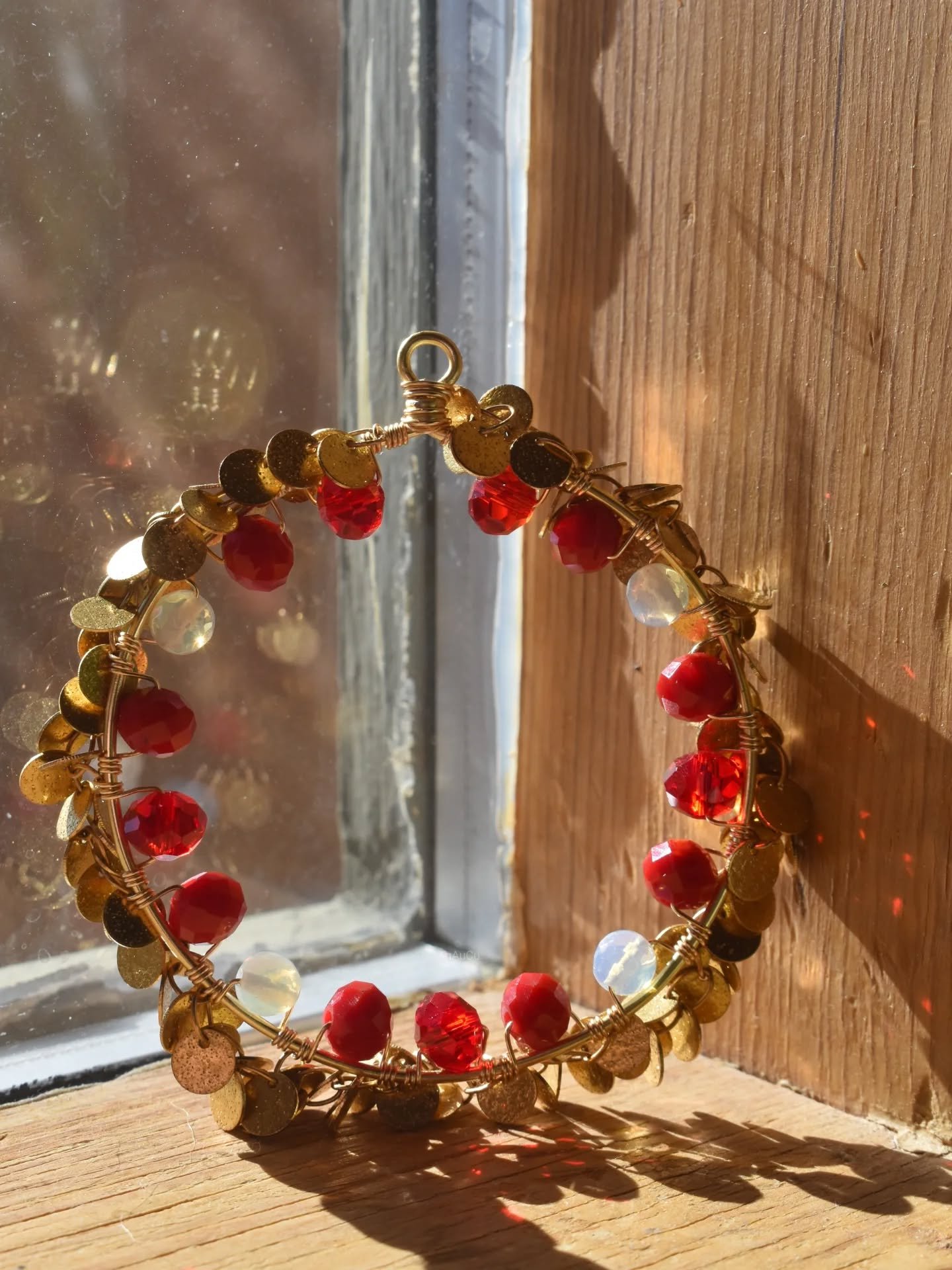 Wreathed in Opalite ✨ I sure do love that coin chain!