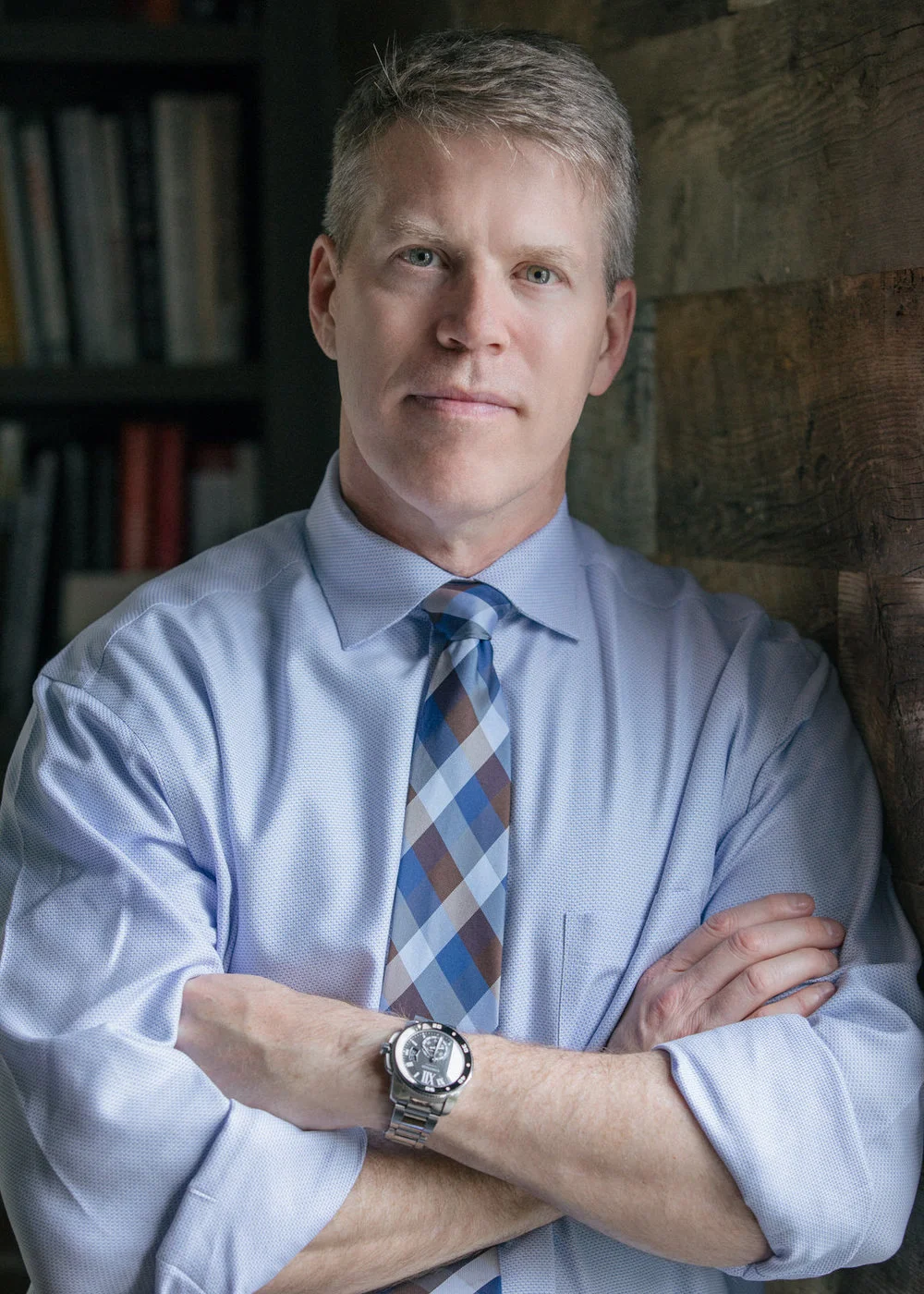 We achieve the perfect posture for you to get a great business headshot in Nashville